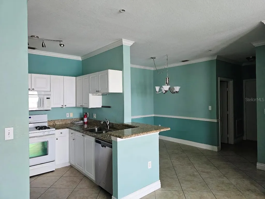 2713 Via Murano Clearwater FL 33764