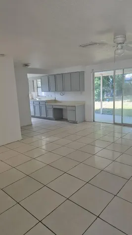 4210 8th Street Court E Bradenton FL 34208
