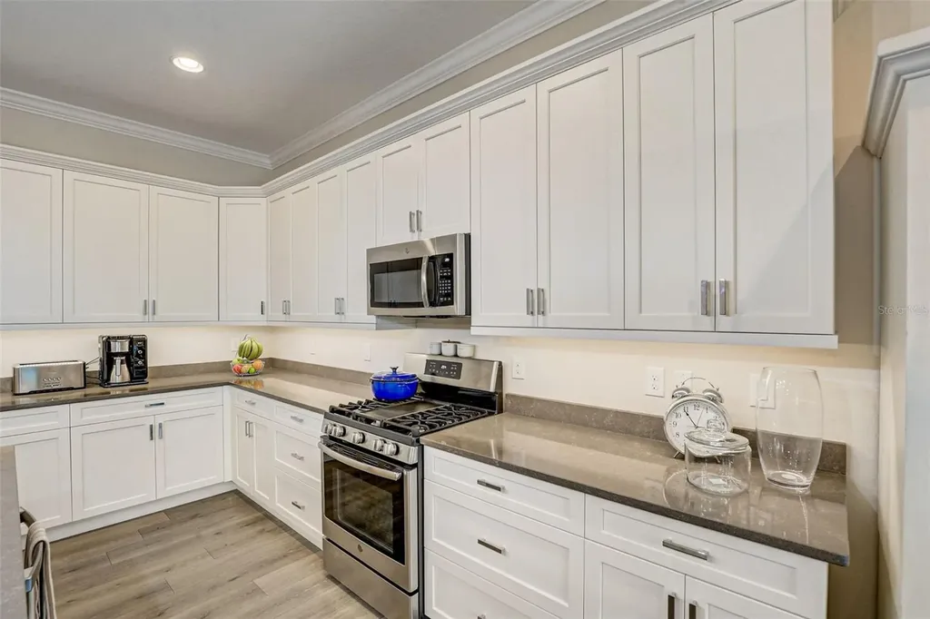 7725 Sandhill Lake Drive Sarasota FL 34241