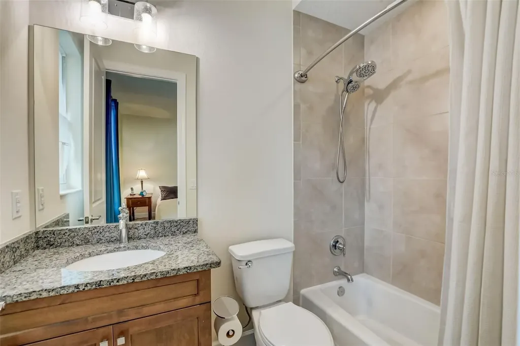 7725 Sandhill Lake Drive Sarasota FL 34241