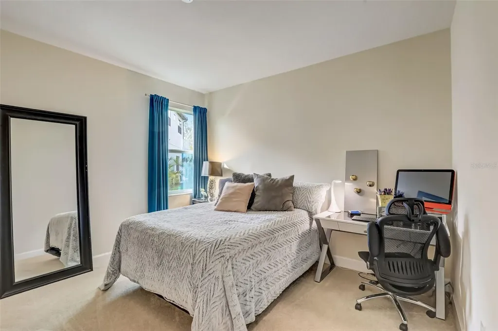7725 Sandhill Lake Drive Sarasota FL 34241