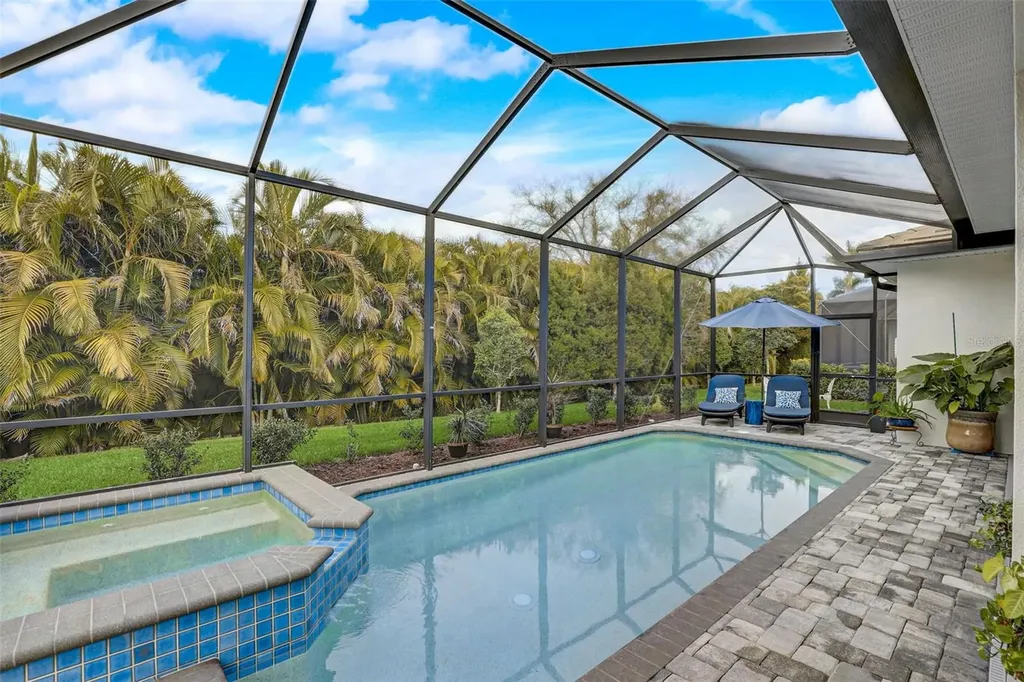 7725 Sandhill Lake Drive Sarasota FL 34241
