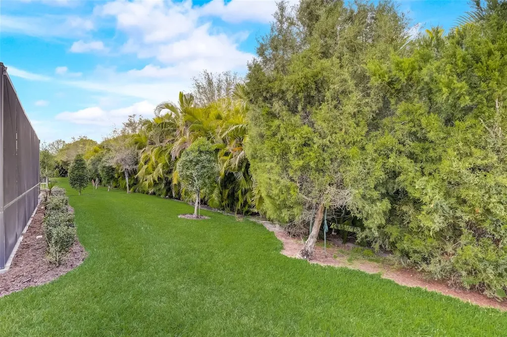 7725 Sandhill Lake Drive Sarasota FL 34241