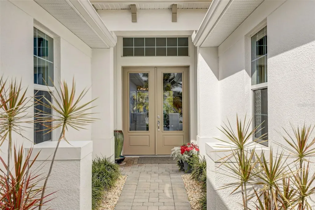 7725 Sandhill Lake Drive Sarasota FL 34241