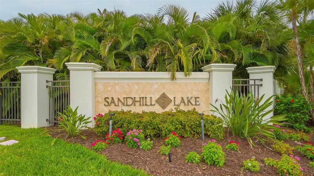 7725 Sandhill Lake Drive Sarasota FL 34241
