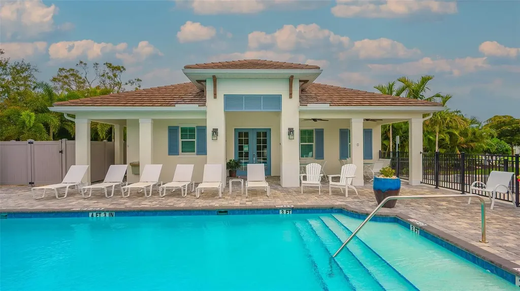 7725 Sandhill Lake Drive Sarasota FL 34241