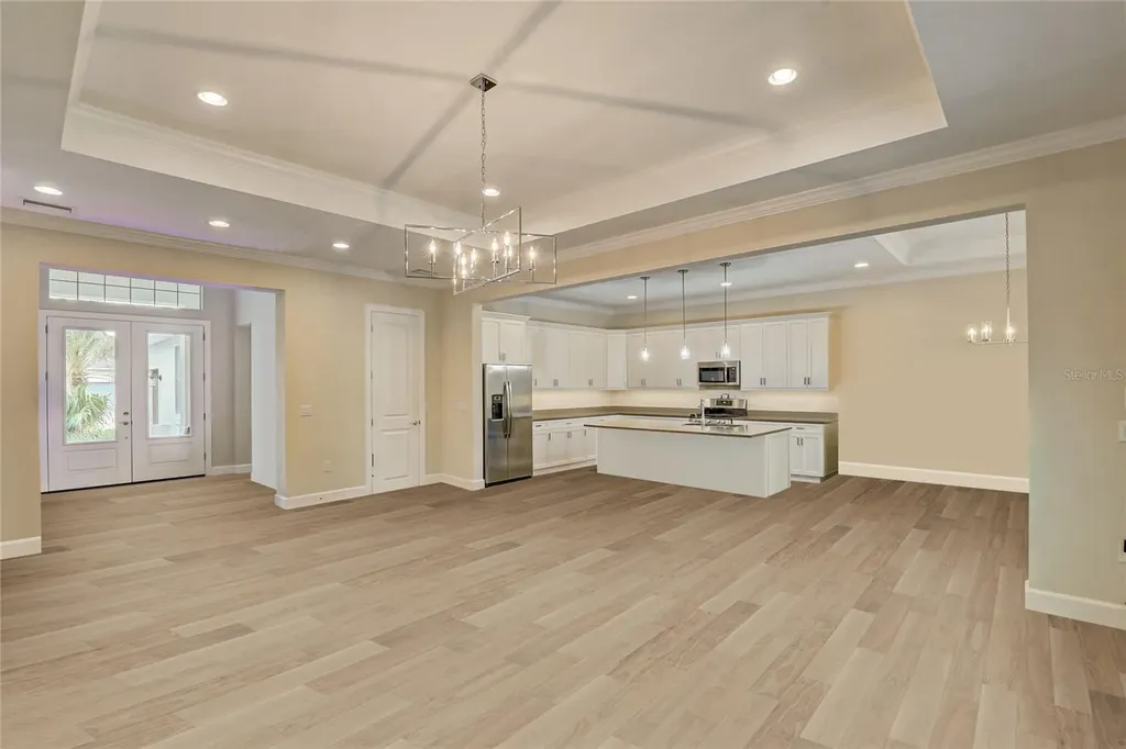 7725 Sandhill Lake Drive Sarasota FL 34241