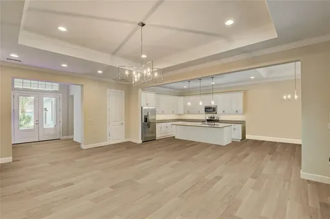 7725 Sandhill Lake Drive Sarasota FL 34241