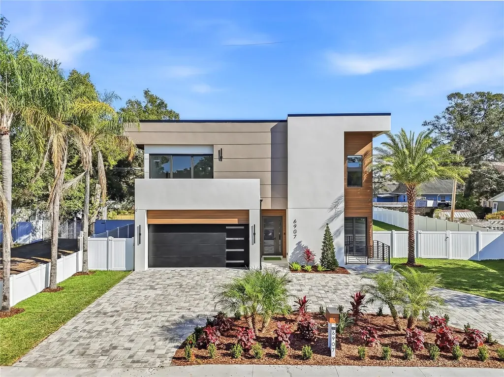 6907 N Boulevard Tampa FL 33604