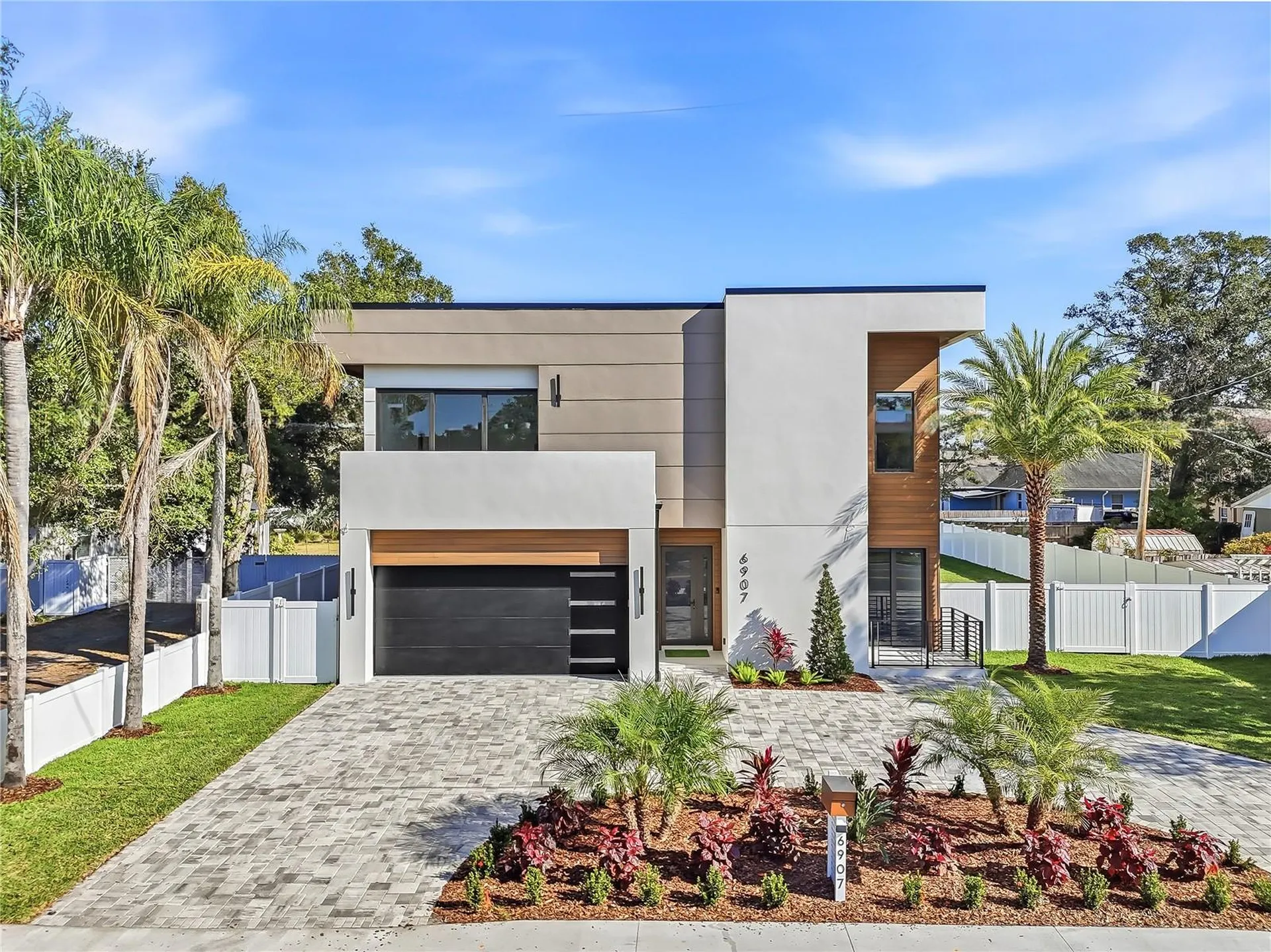 6907 N Boulevard Tampa FL 33604