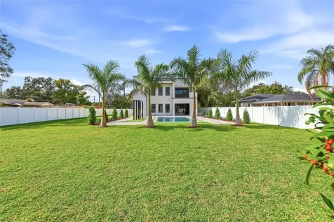 6907 N Boulevard Tampa FL 33604