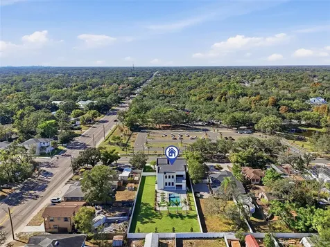6907 N Boulevard Tampa FL 33604