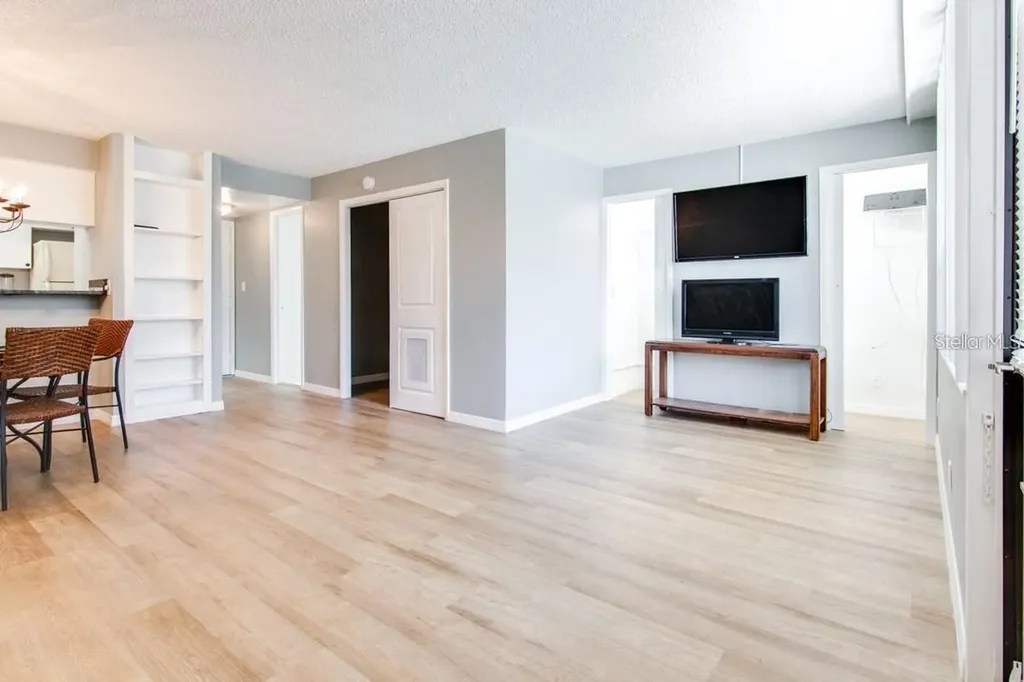 2615 Cove Cay Drive Clearwater FL 33760