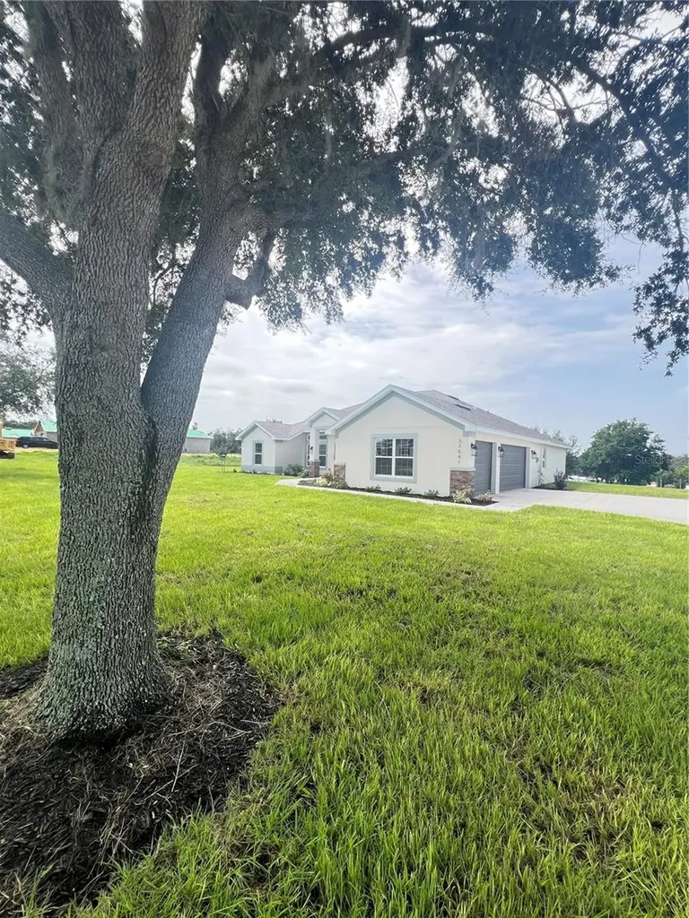 37041 Hidden View Circle Dade City FL 33523