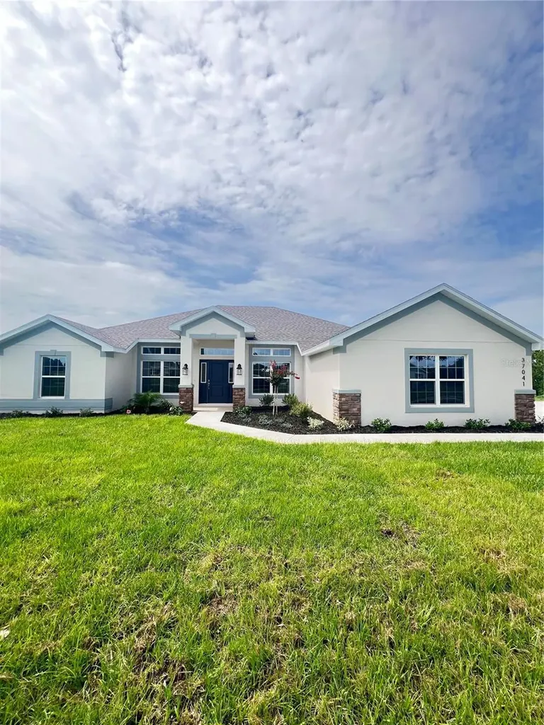 37041 Hidden View Circle Dade City FL 33523