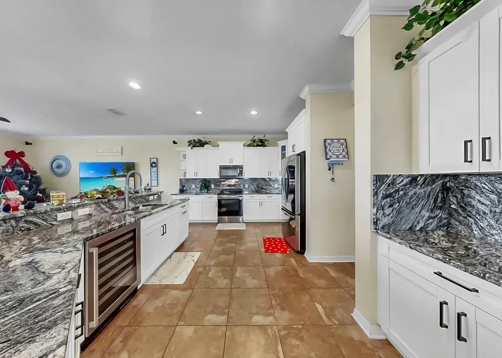 5457 Sandy Shell Drive Apollo Beach FL 33572