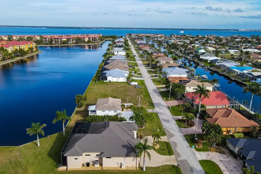 185 Colony Point Drive Punta Gorda FL 33950