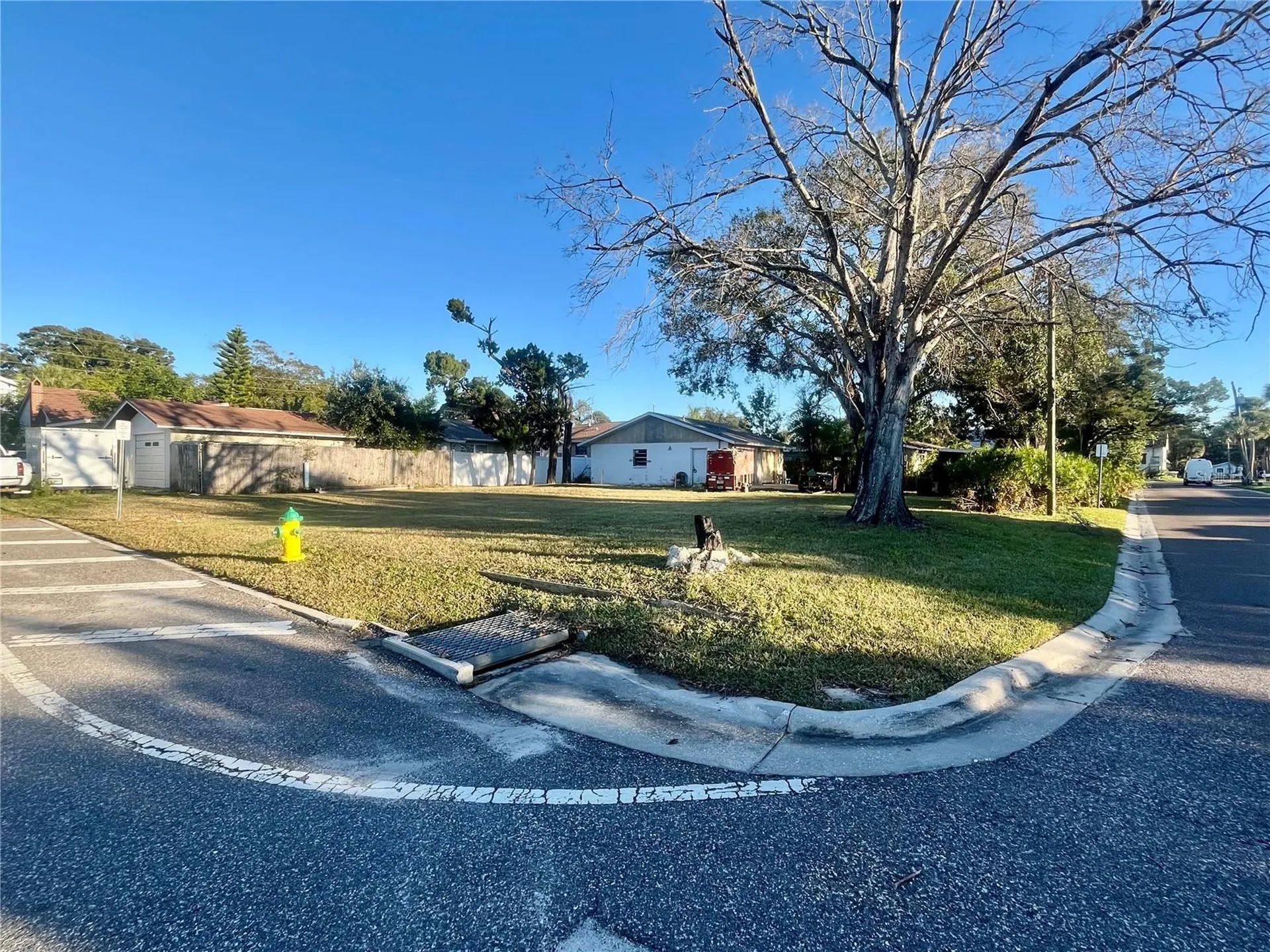 W Spruce Street Tarpon Springs FL 34689