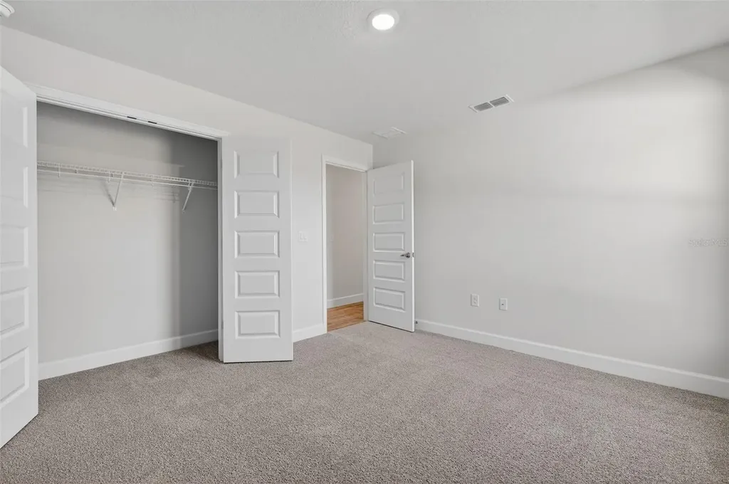 37298 Hidden View Circle Dade City FL 33523