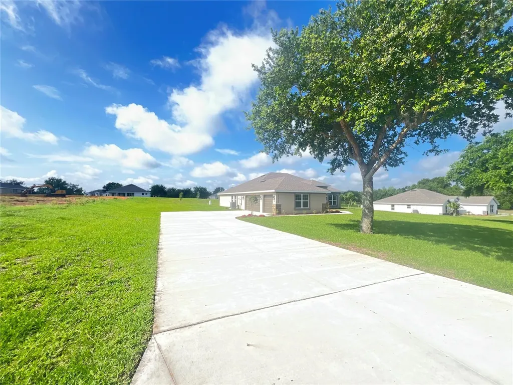 37298 Hidden View Circle Dade City FL 33523