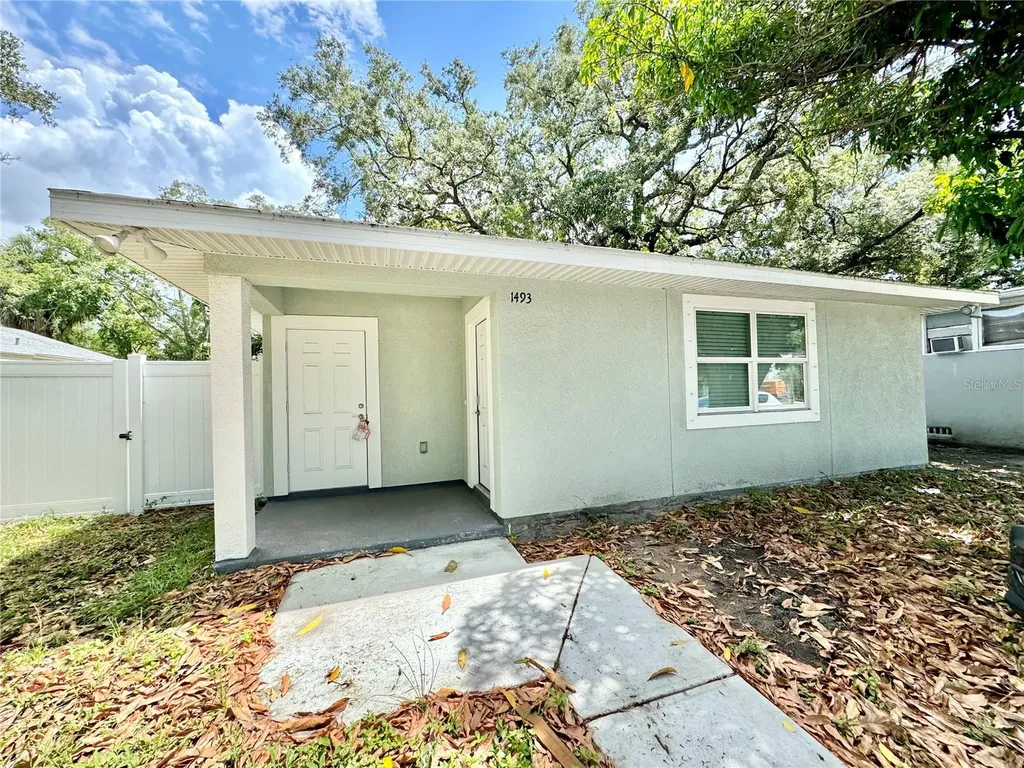 1493 Cleveland Street Clearwater FL 33755