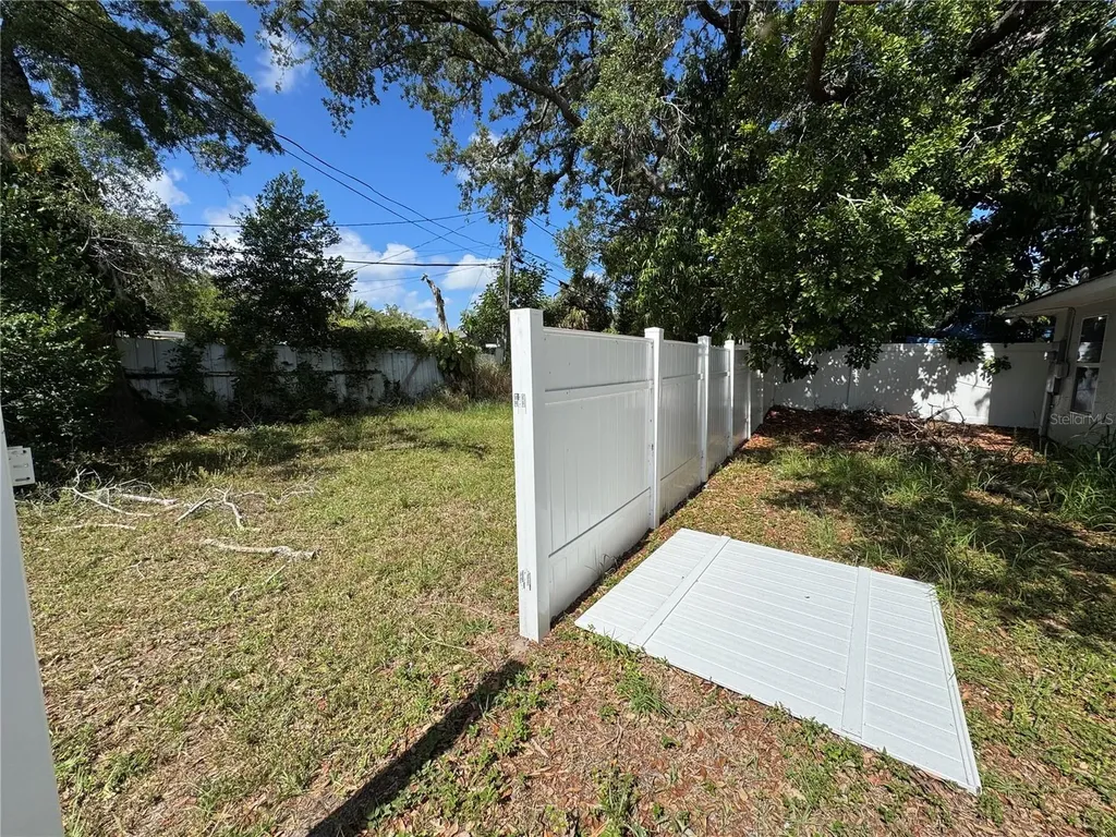 1493 Cleveland Street Clearwater FL 33755