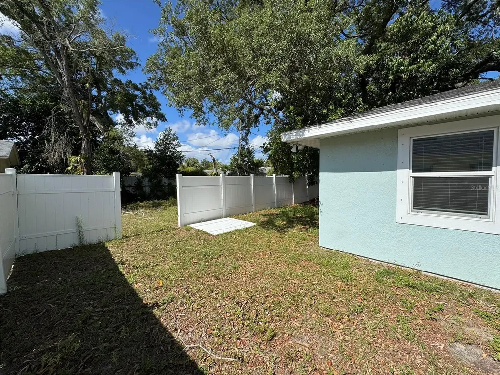 1493 Cleveland Street Clearwater FL 33755