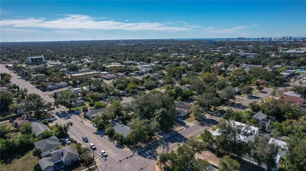 1493 Cleveland Street Clearwater FL 33755