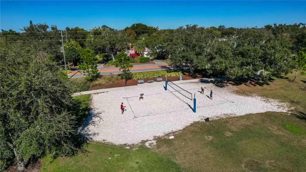 1493 Cleveland Street Clearwater FL 33755