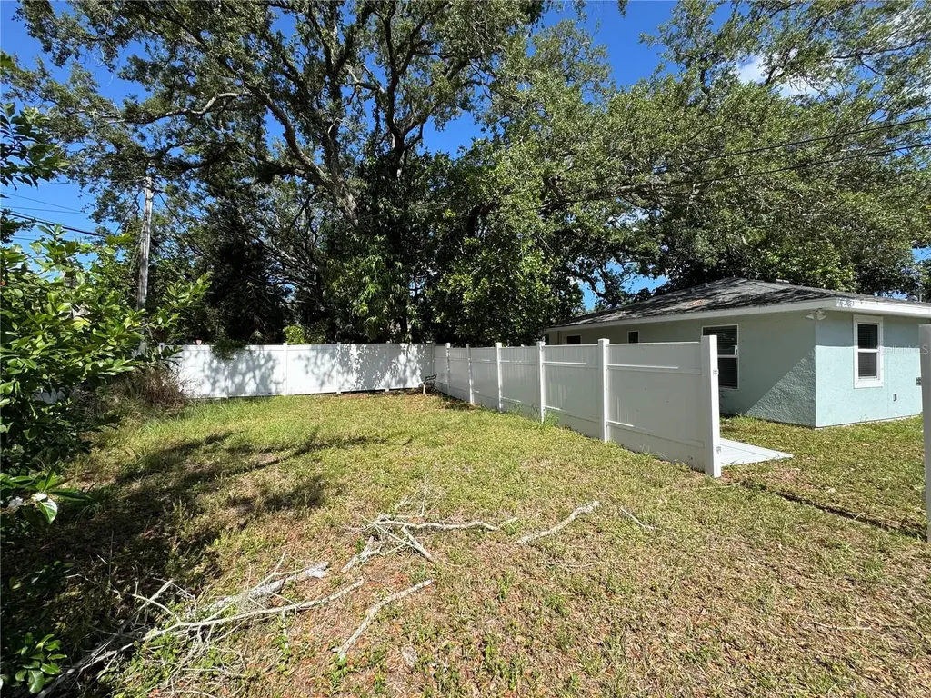 1493 Cleveland Street Clearwater FL 33755