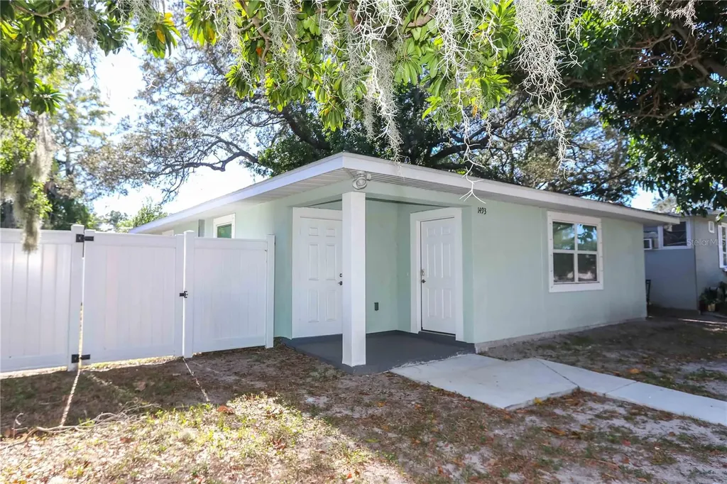 1493 Cleveland Street Clearwater FL 33755