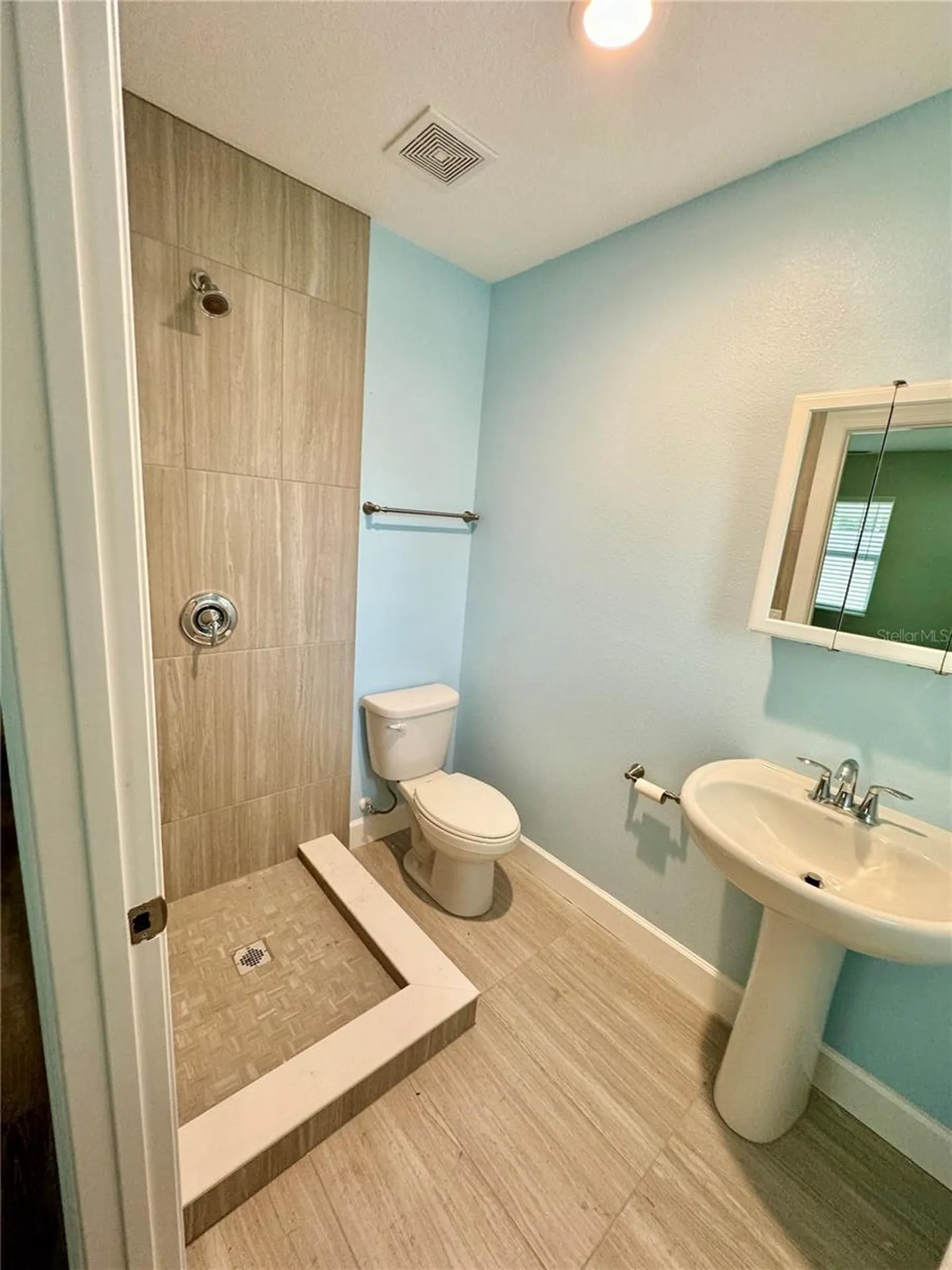 1493 Cleveland Street Clearwater FL 33755