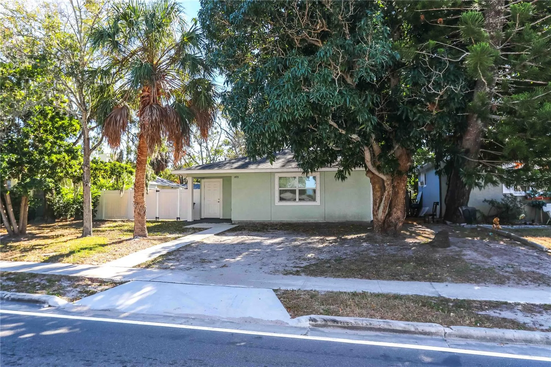 1493 Cleveland Street Clearwater FL 33755