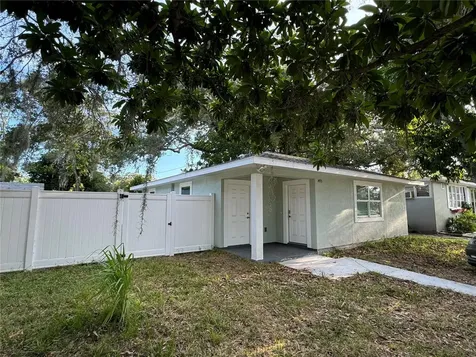 1493 Cleveland Street Clearwater FL 33755