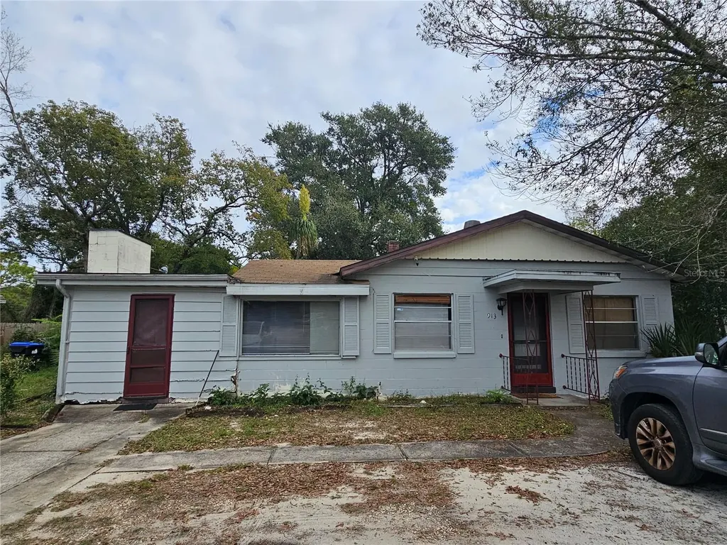 913 Emeralda Road Orlando FL 32808
