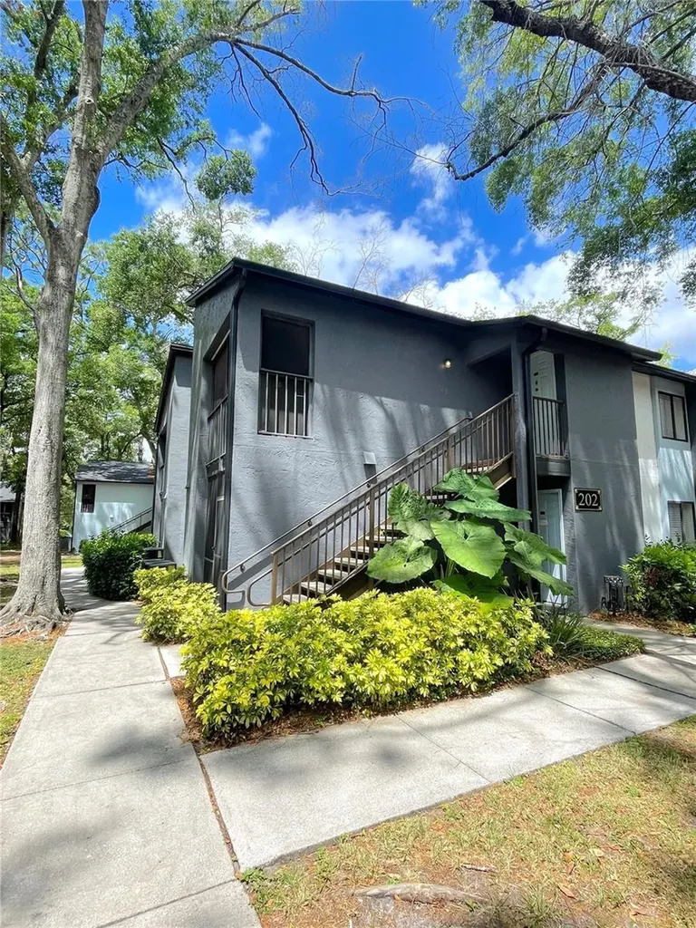202 Riverbend Drive Altamonte Springs FL 32714