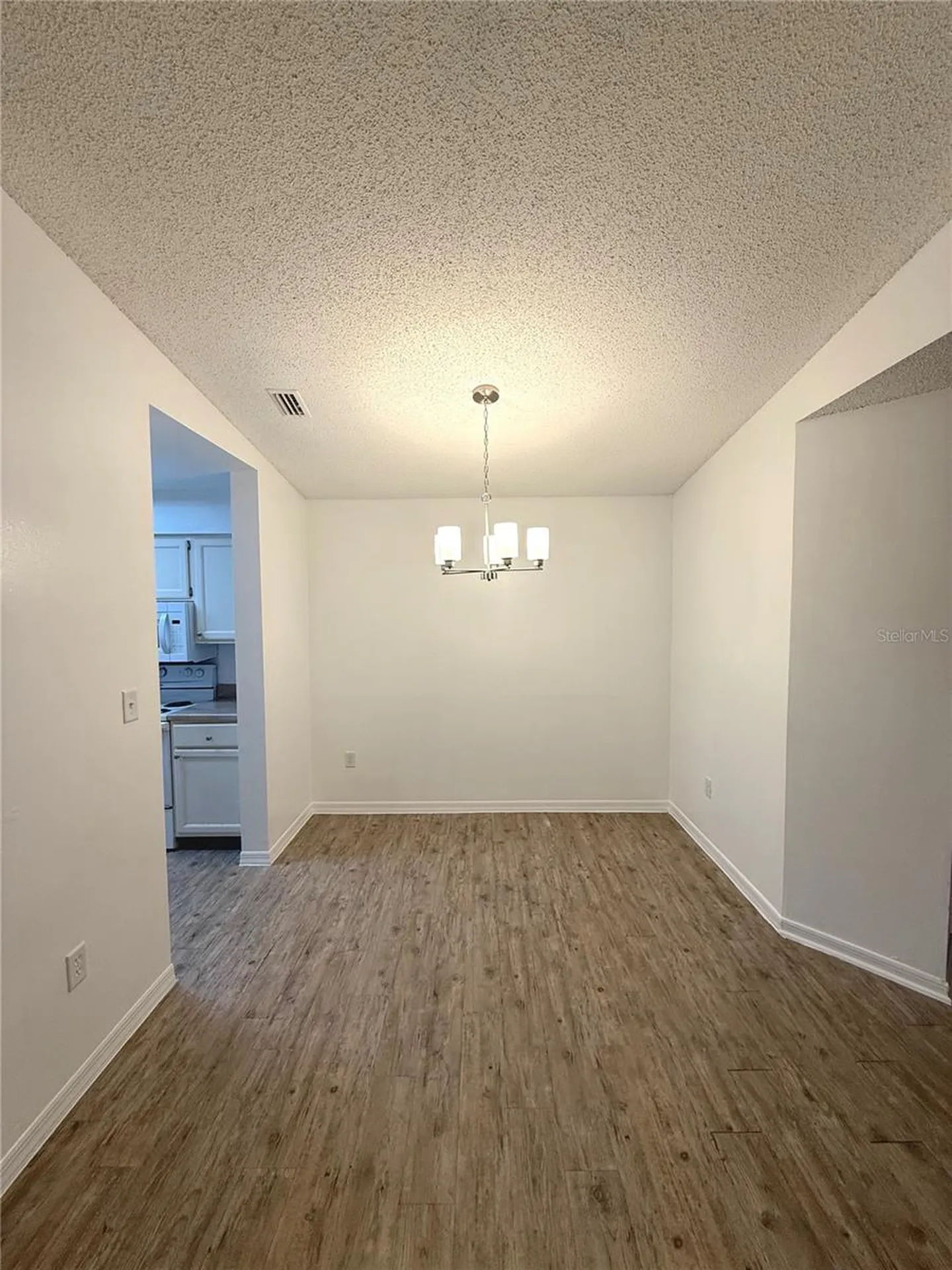 202 Riverbend Drive Altamonte Springs FL 32714