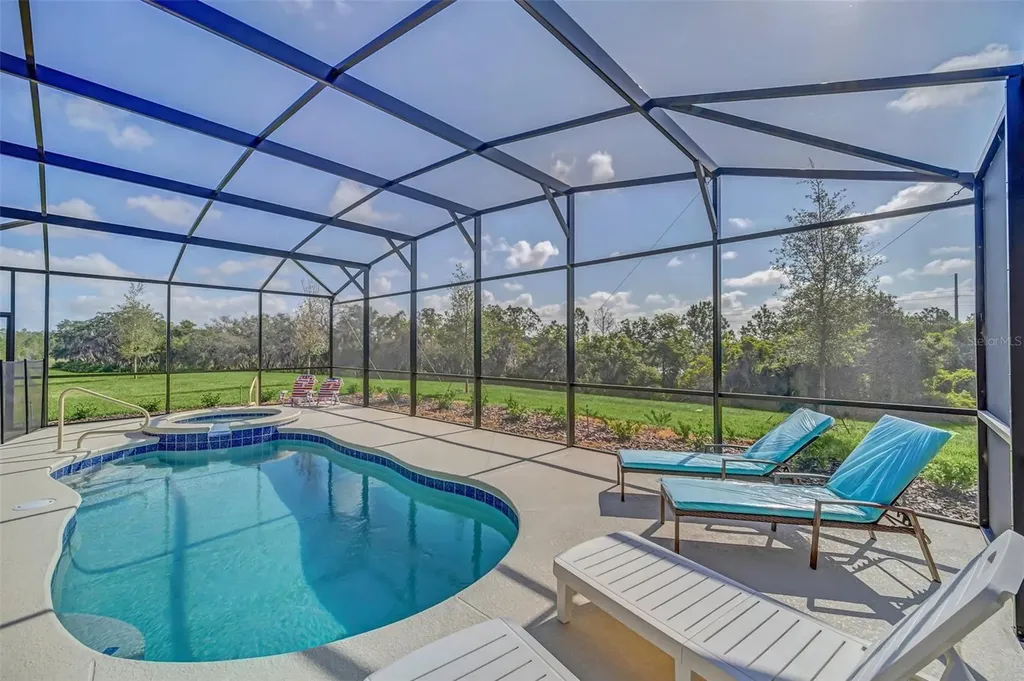 7712 Oakmoss Loop Davenport FL 33837