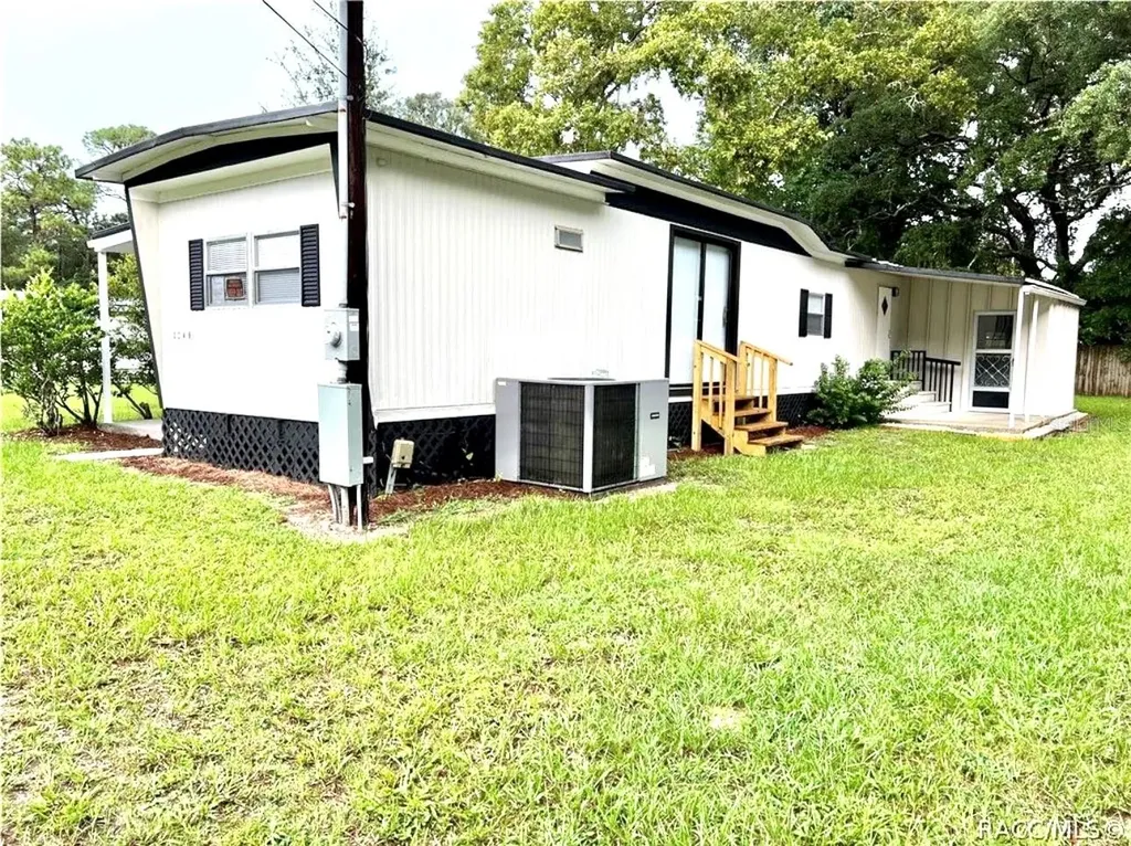 3249 S Calais Terrace Homosassa FL 34448
