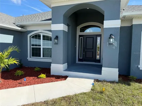 9227 Newnan Circle Port Charlotte FL 33981