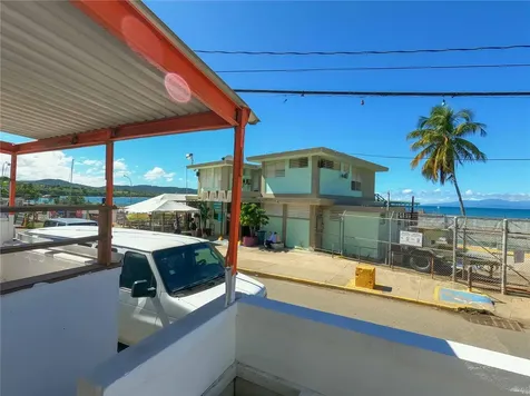 2 Calle Richardson Vieques PR 00765