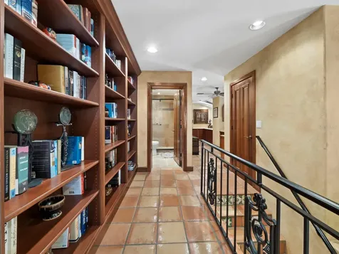 360 Gulf Of Mexico Drive Longboat Key FL 34228