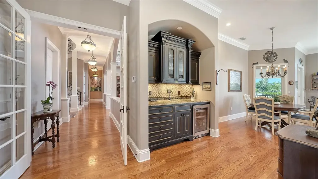 975 Whitakers Lane Sarasota FL 34236