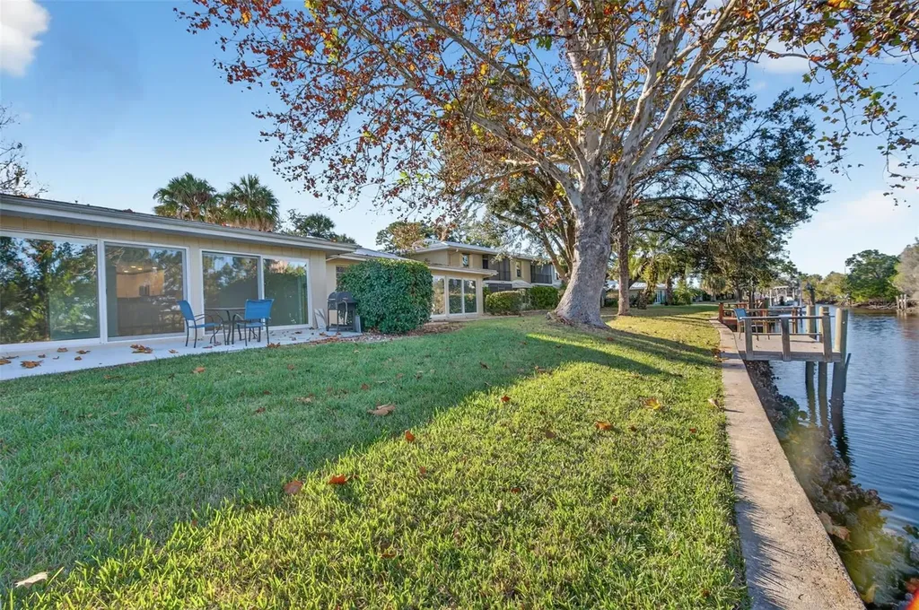 11340 W Bayshore Drive Crystal River FL 34429