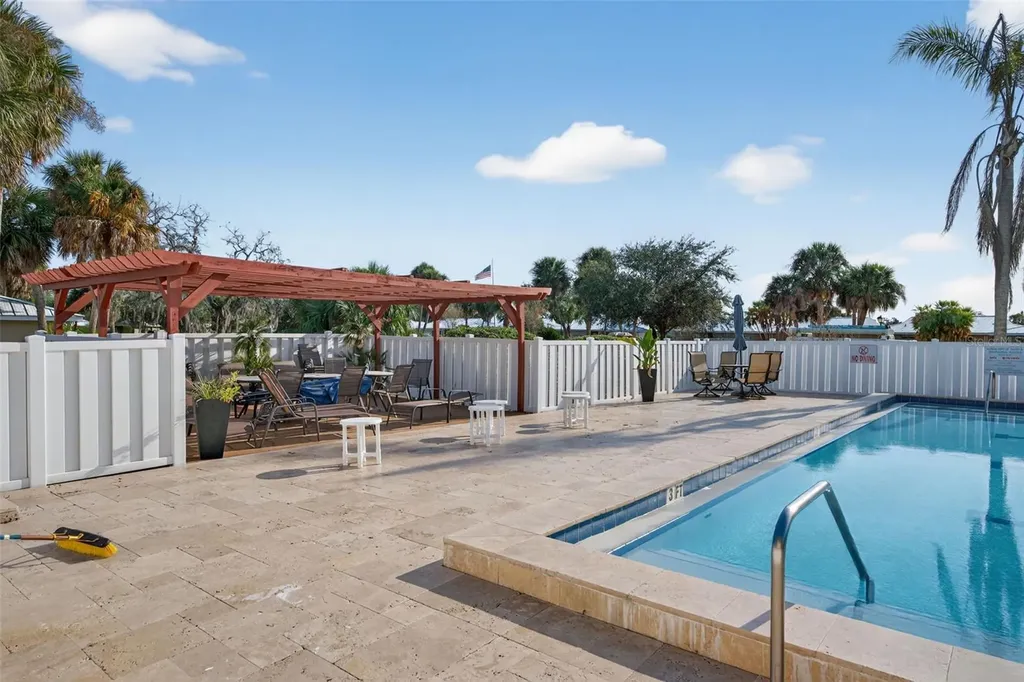 11340 W Bayshore Drive Crystal River FL 34429