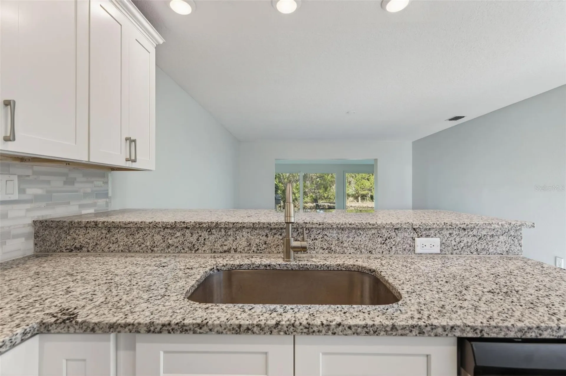 11340 W Bayshore Drive Crystal River FL 34429