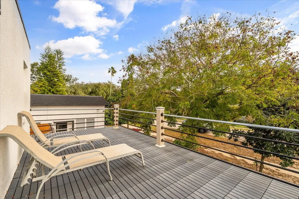 520 S 7th Street Lake Wales FL 33853