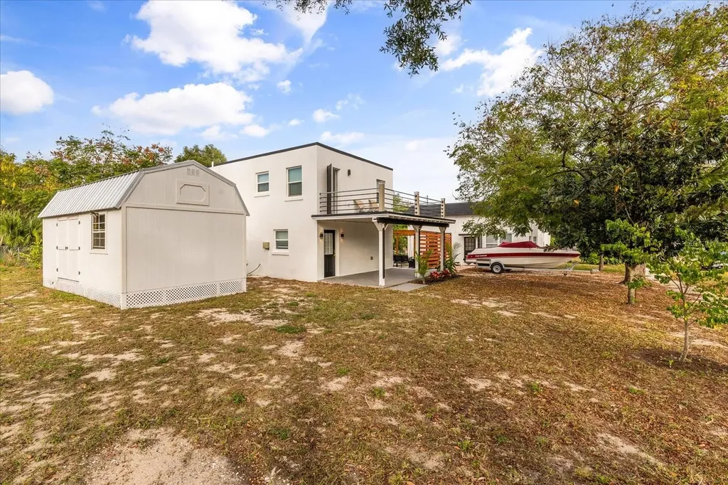 520 S 7th Street Lake Wales FL 33853