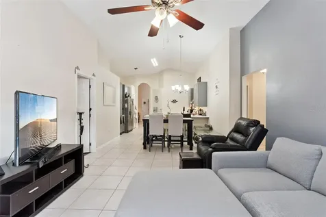 1019 Lake Berkley Drive Kissimmee FL 34746