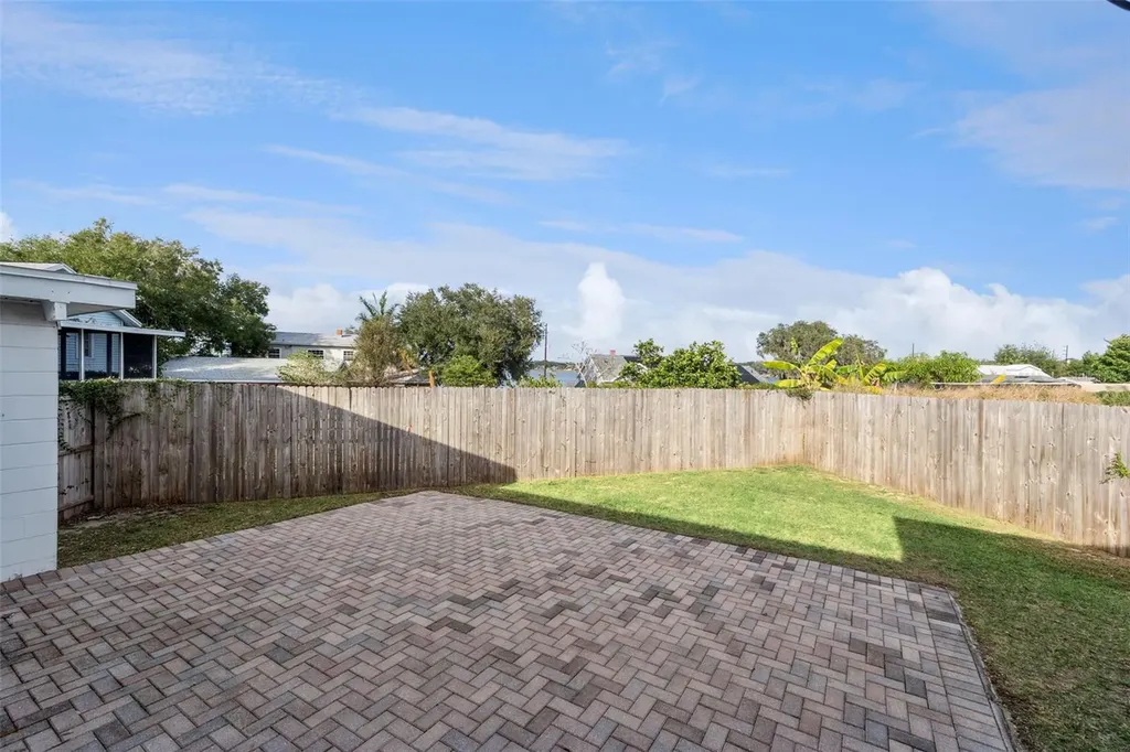 1301 Evalyn Drive SE Winter Haven FL 33880